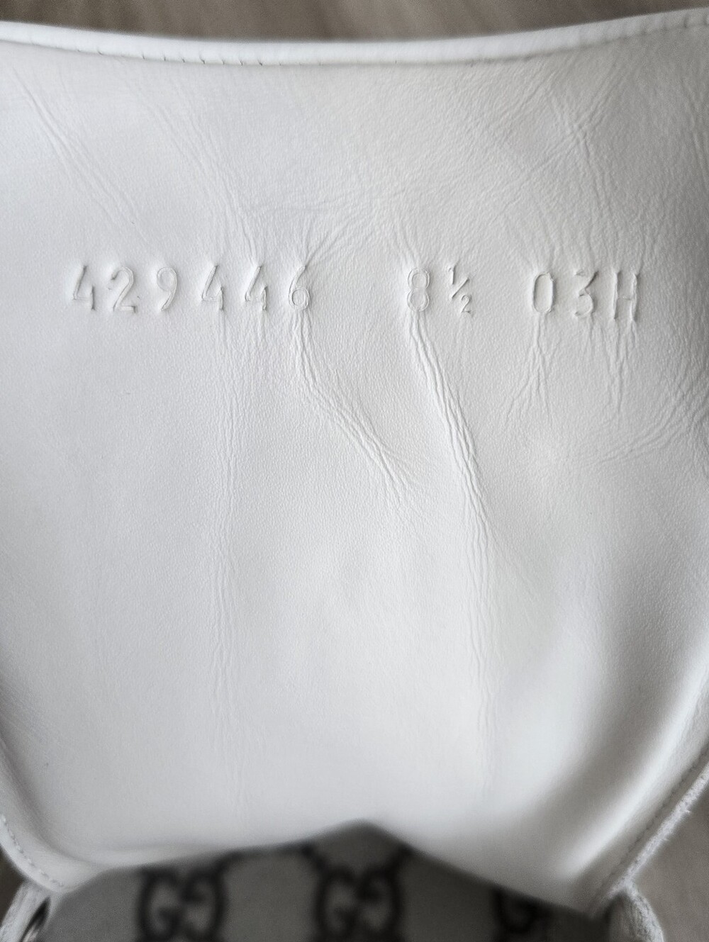 Gucci "New Ace Bee Embroidered" White Sneakers, Size 8.5 - Picture 10 of 13
